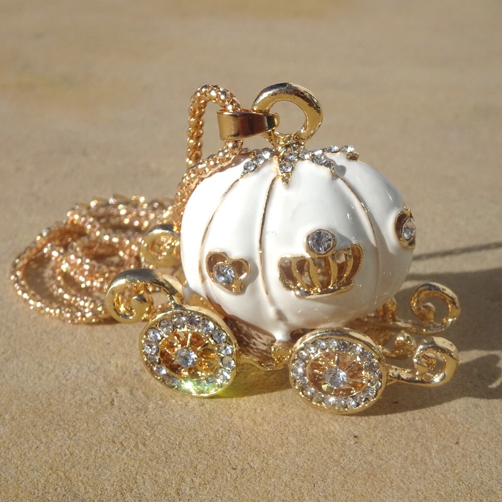 White Enamel Carriage & Jewel Cinderella Fairytale Statement Necklace - Picture 3 of 8